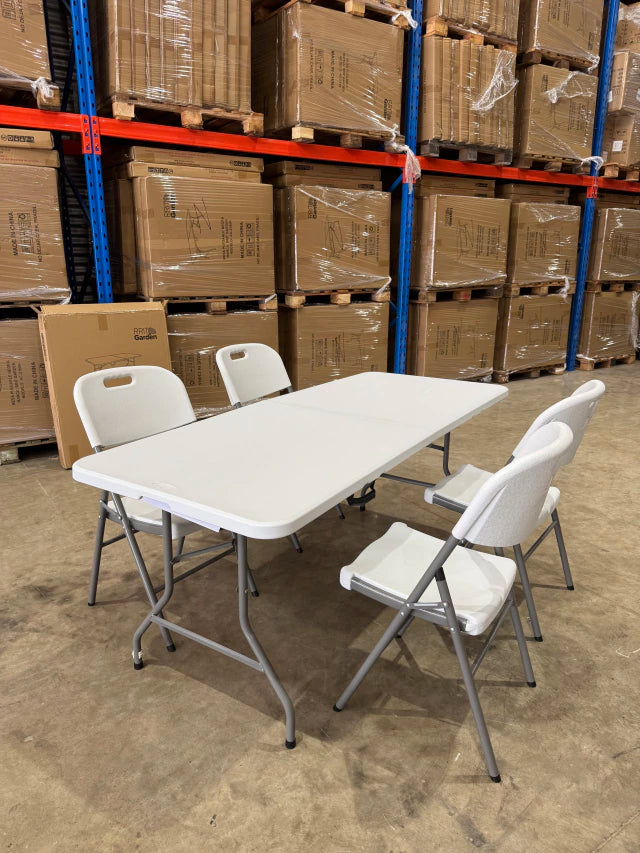 Mesa Plegable + 4 Sillas Plegables